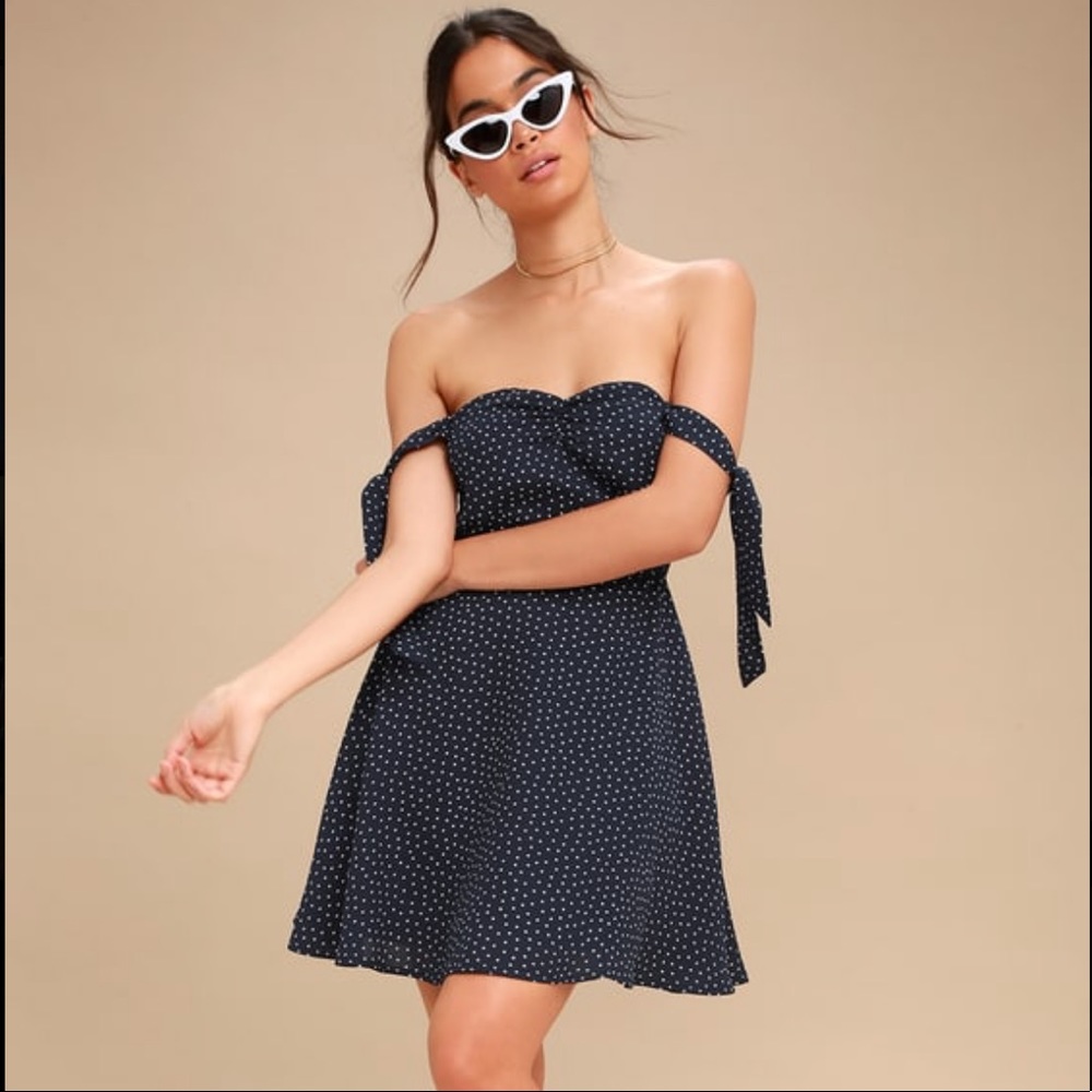 LULUS Off-the-Shoulder Skater Dress